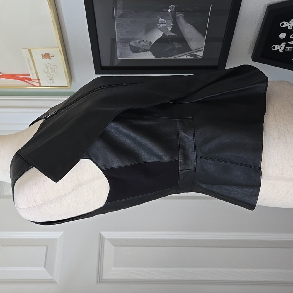 BCBGMaxAzria Black Asymmetrical Leather Vest, Small, NWOT - Picture 5 of 13